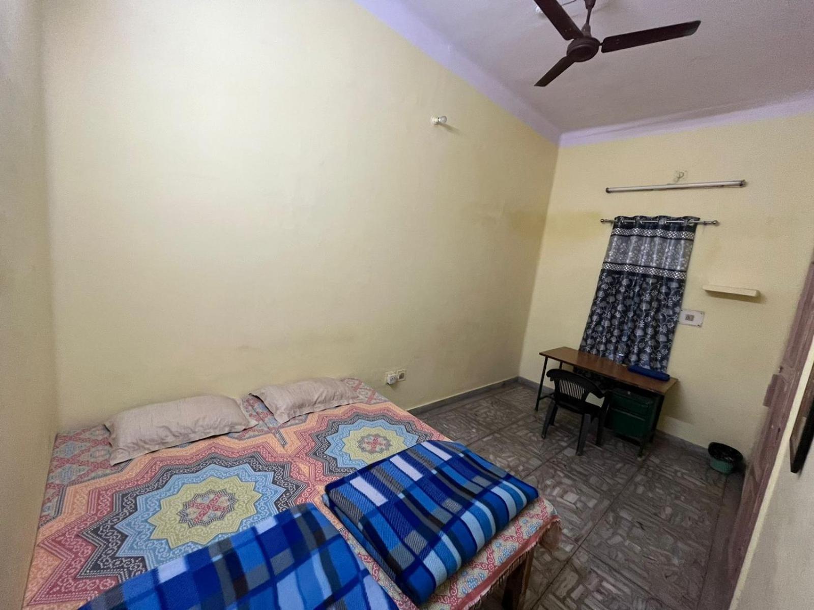 Vishwa Deva Homestay Varanasi Eksteriør bilde